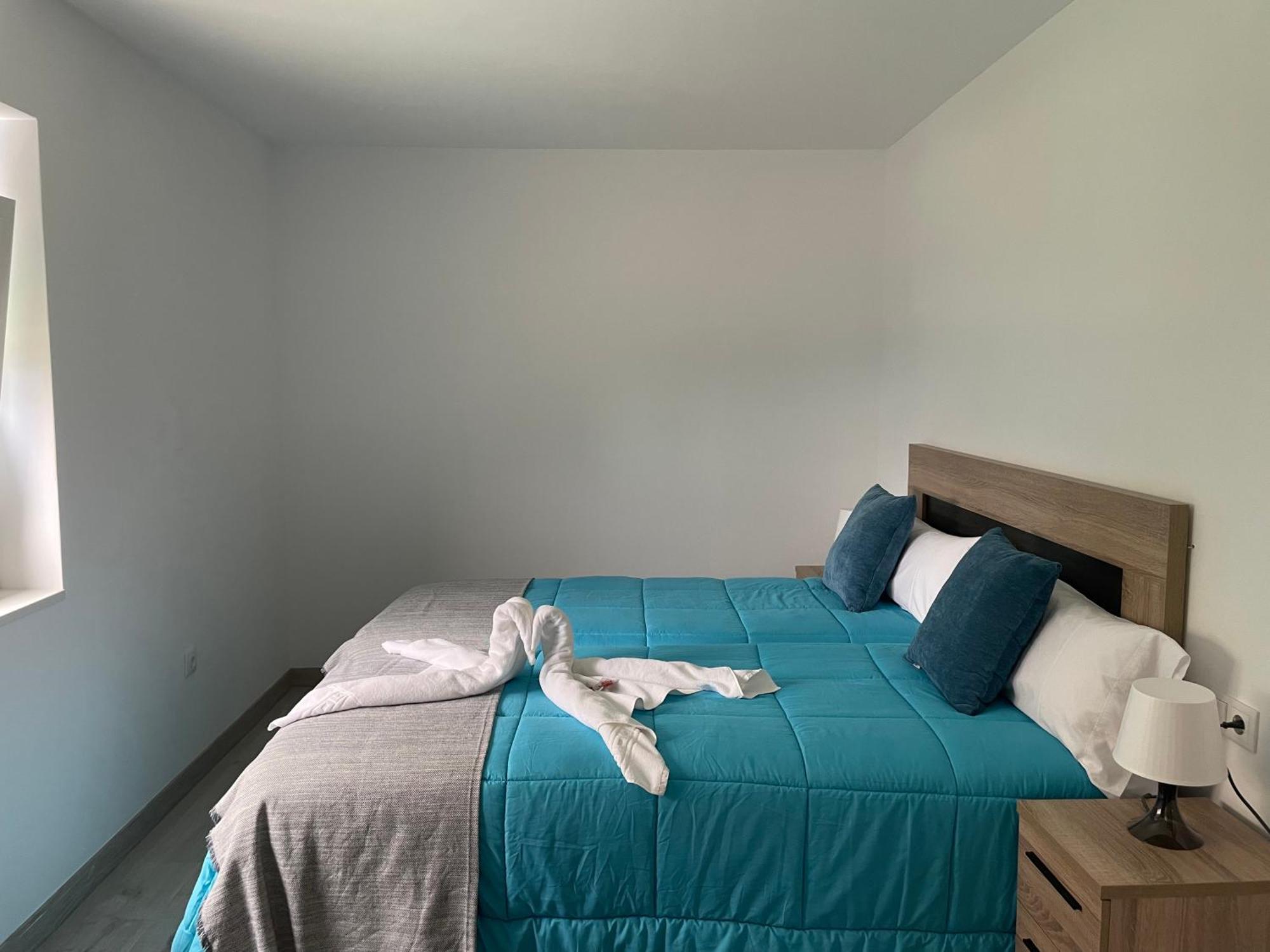 Double or Twin Room Private Bathroom