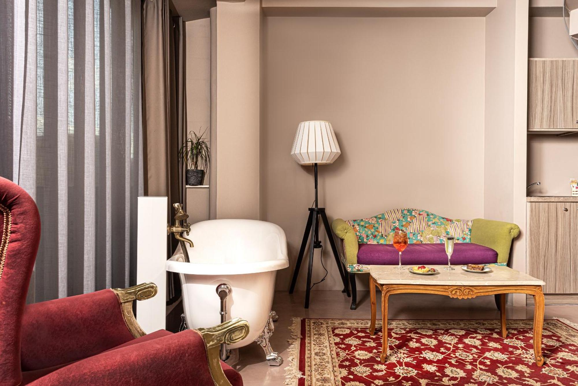 Acropolis Elegant Suite