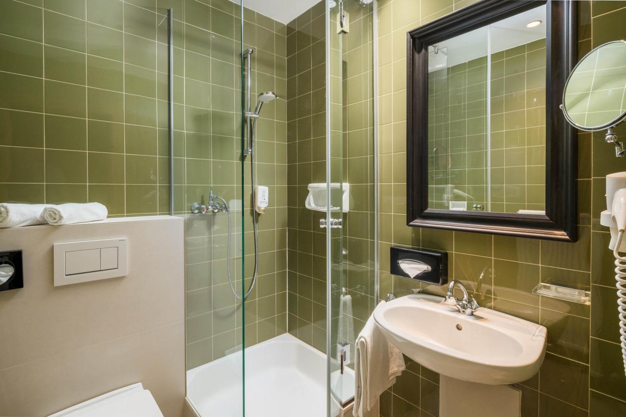 Small Double Room