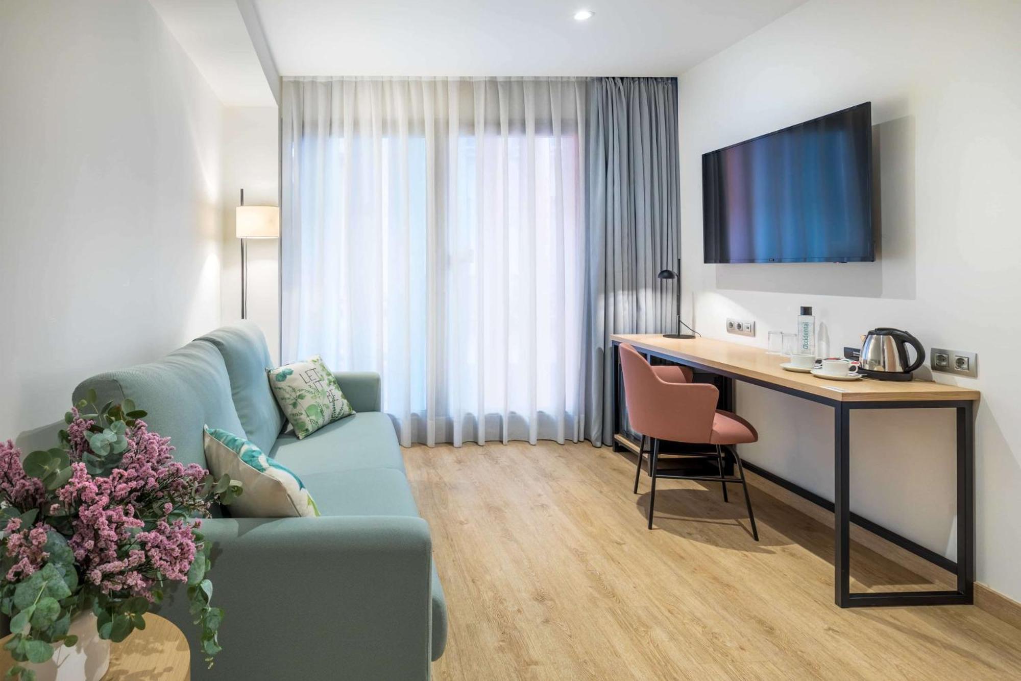 Junior Suite,1613411907:JPEG