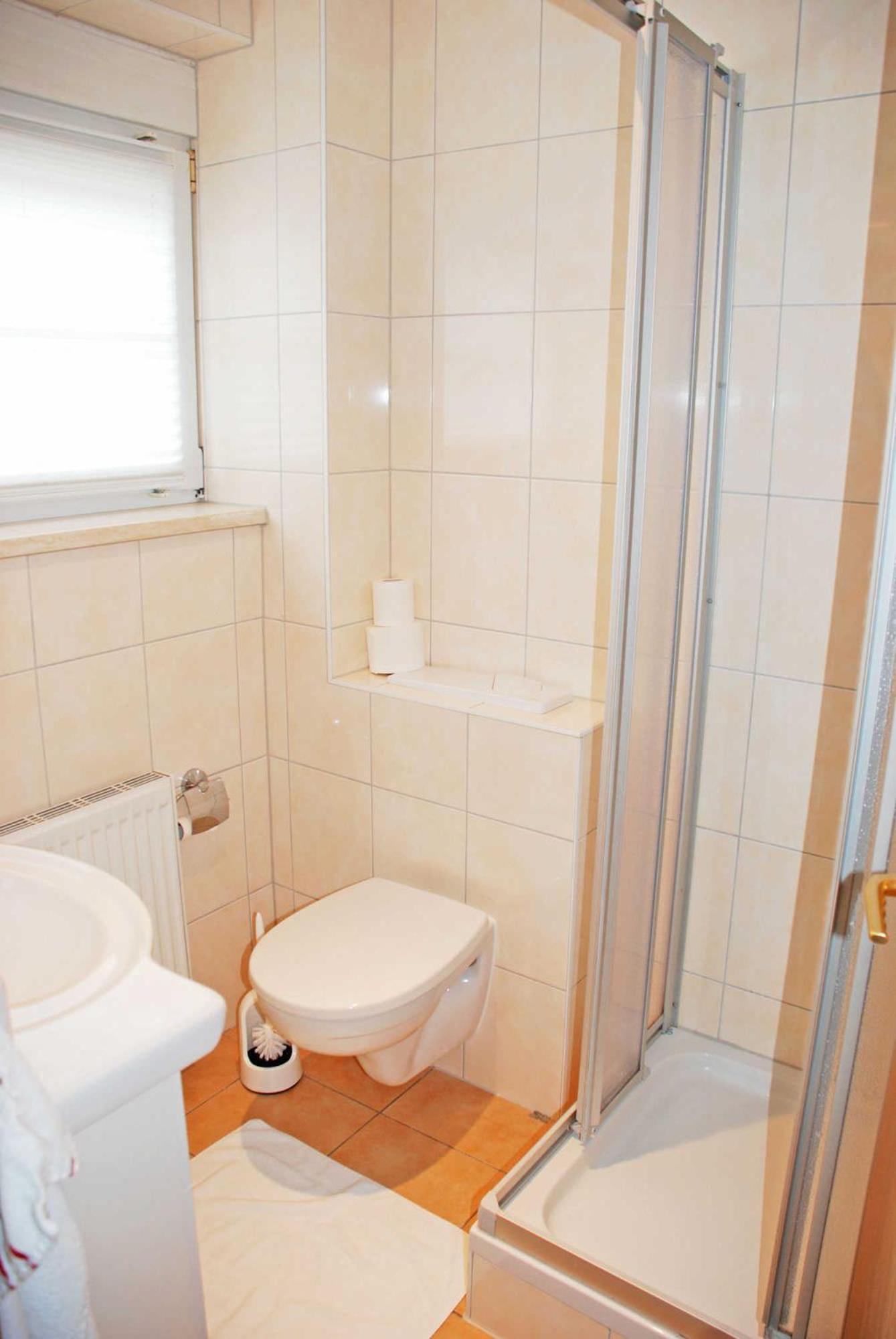 Double Room Private Bathroom