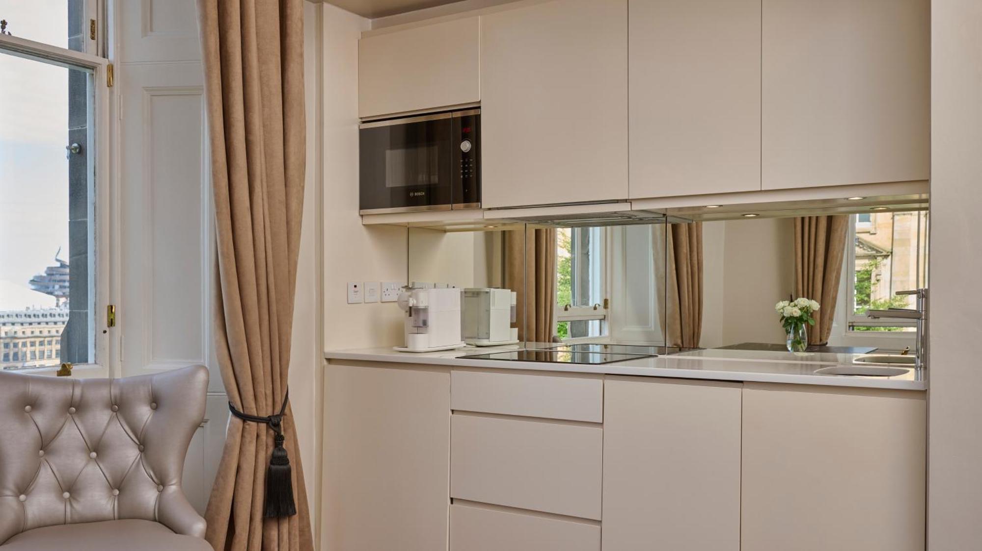 Hébergement 1 Chambre Premier - Vue sur Ville