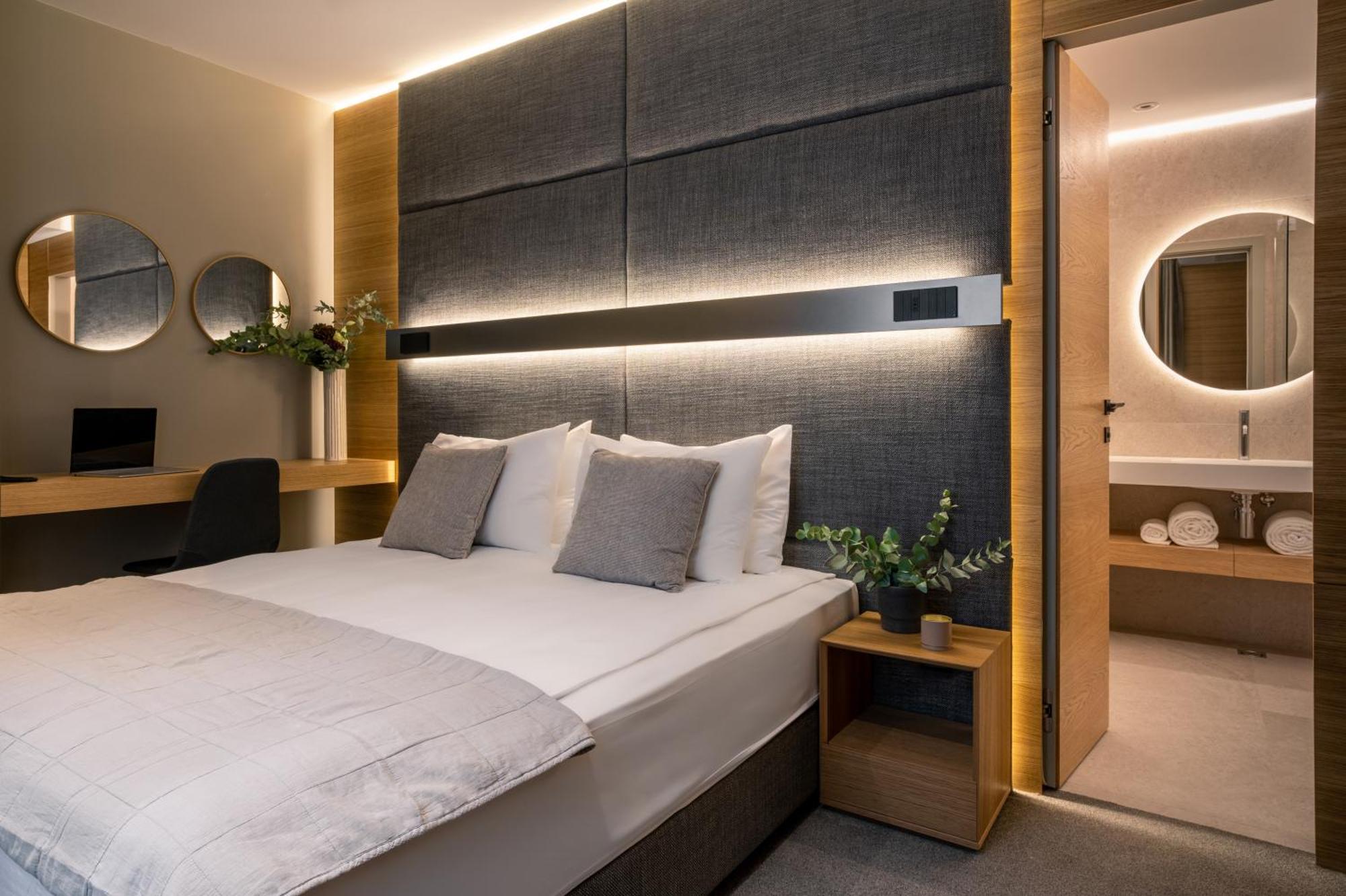 Cosy Double Room