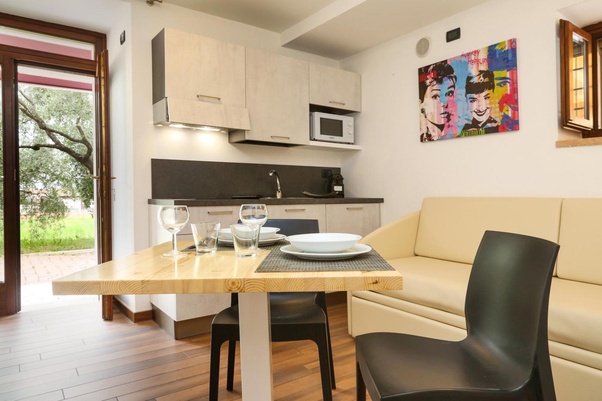 One-Bedroom Apartment Terrace,1130124129:JPEG