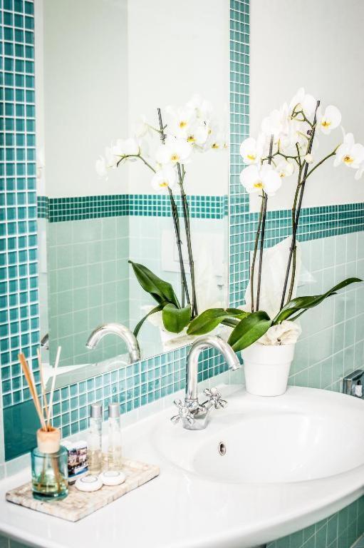 Double Room with Lake View,1622017478:JPEG