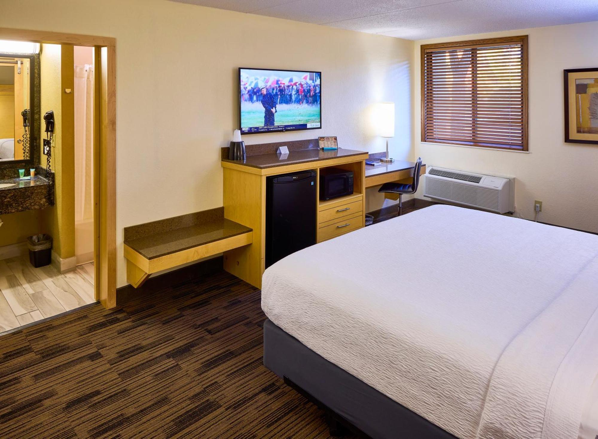 Premium King Room - Non-Smoking