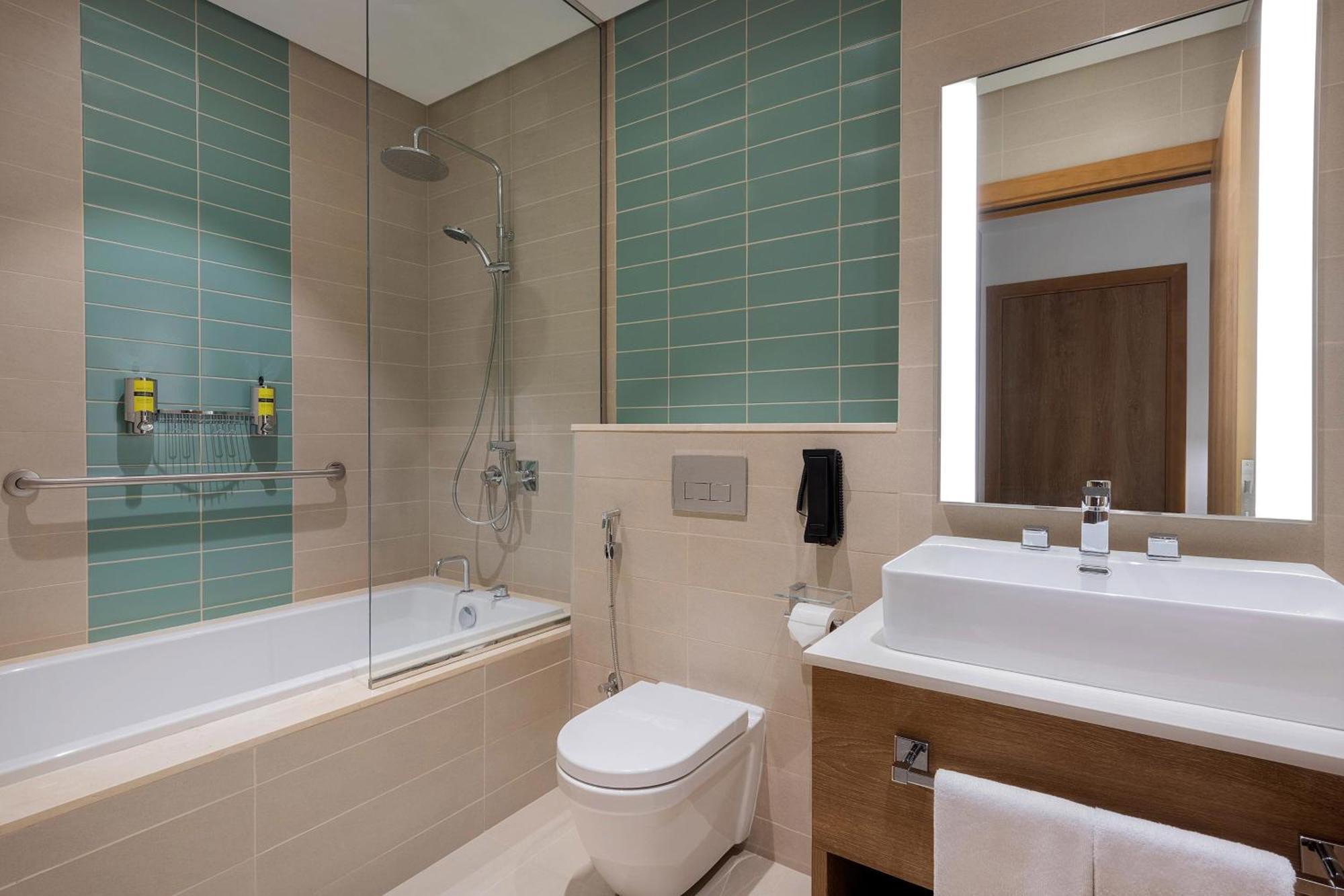 One-Bedroom King Suite