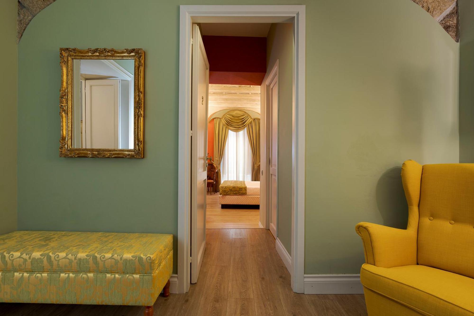 Deluxe Double or Twin Room Balcony