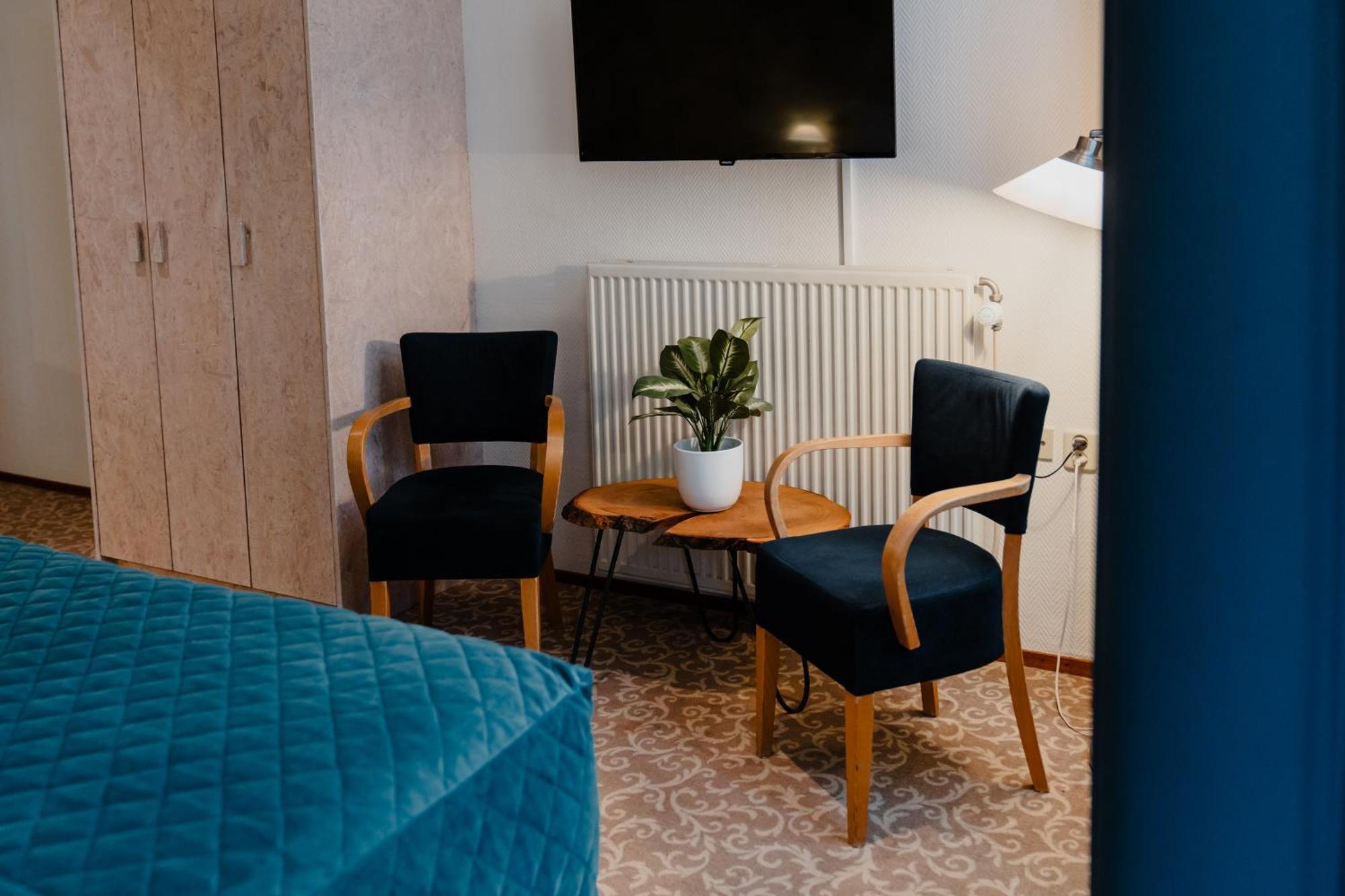 Superior Double Room,1637717287:JPEG