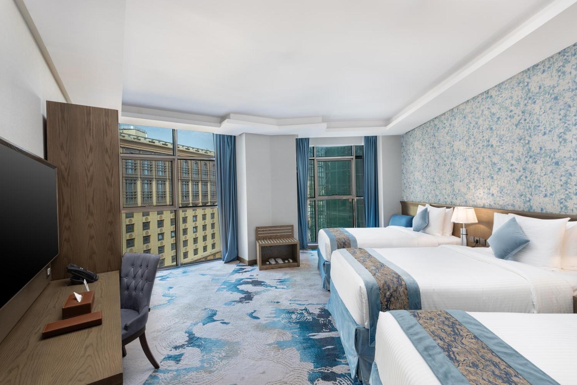 Triple Room with View