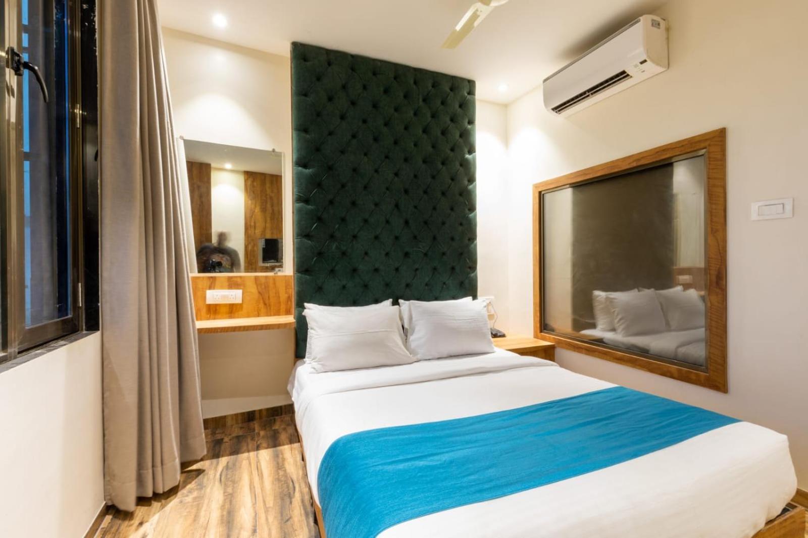 Deluxe Single Room