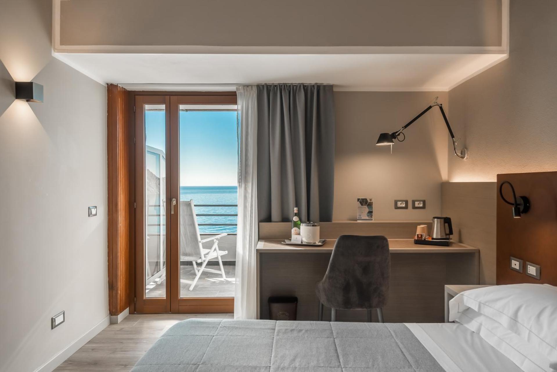 Double Room Balcony Sea View