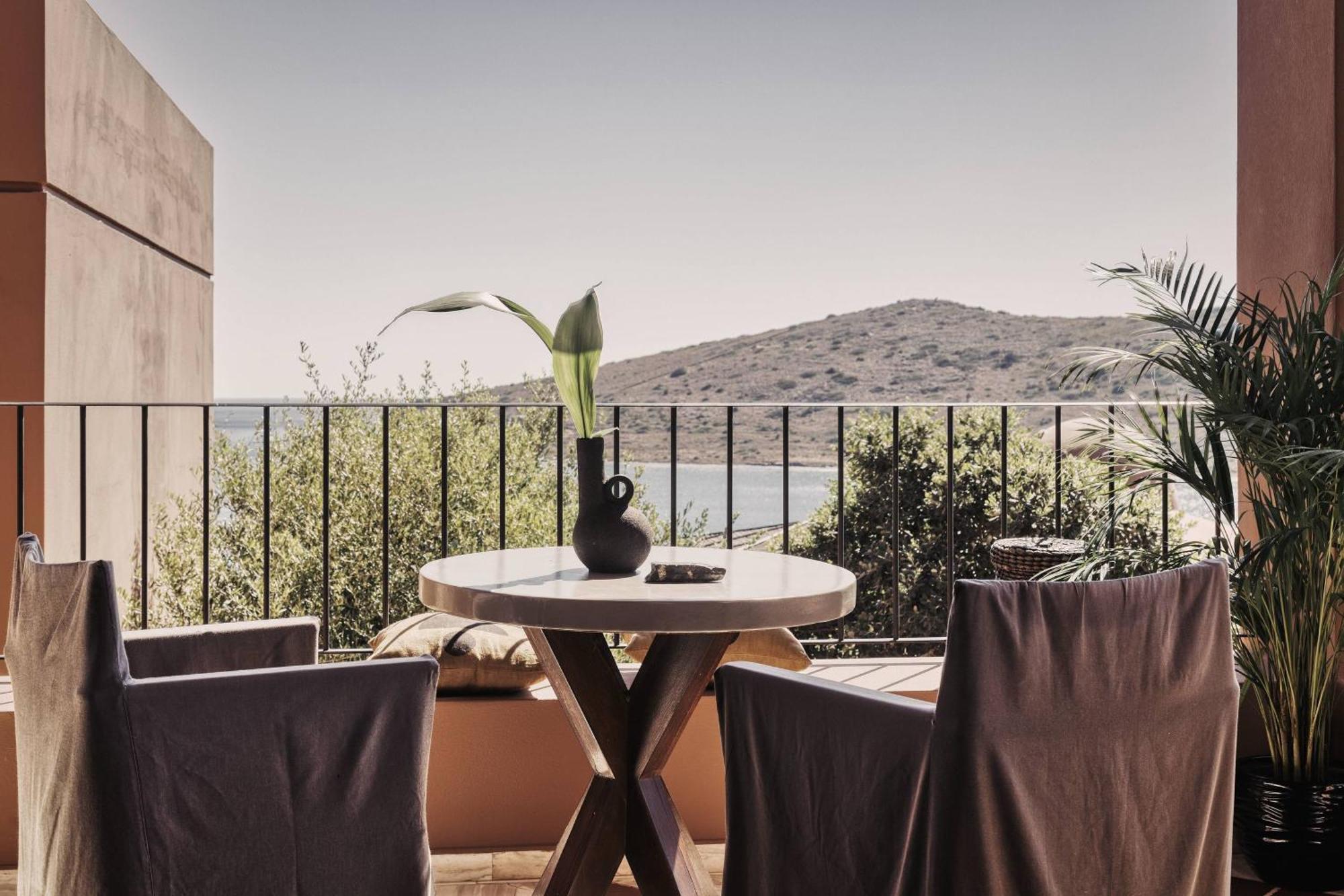 Suite Familiare con Vista Mare e Vasca Idromassaggio all'Aperto