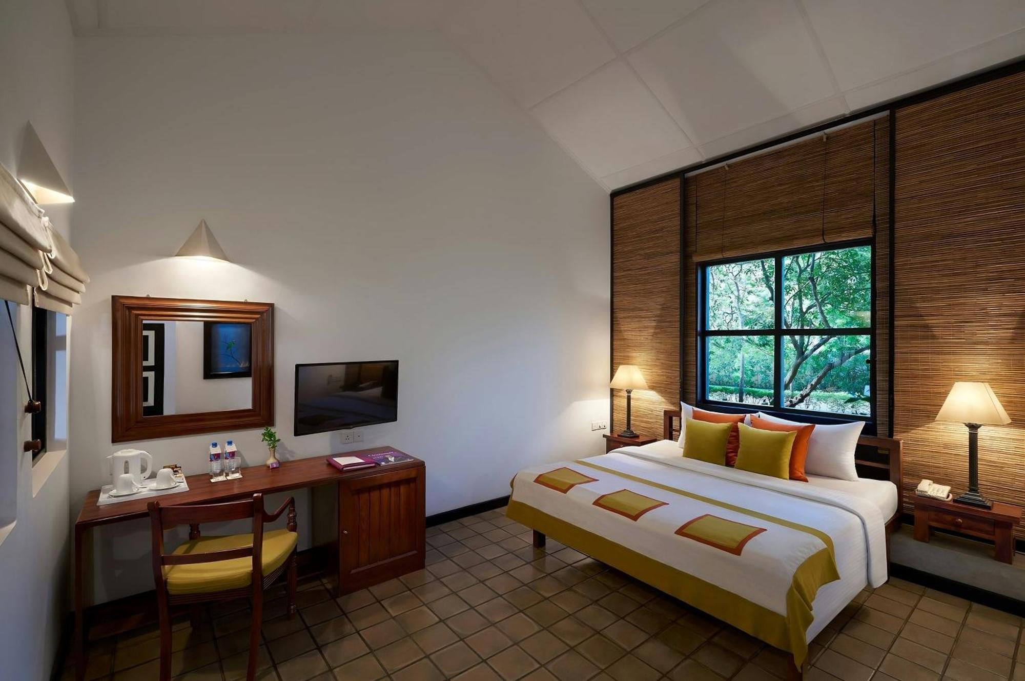 Superior King Garden View - Discounts (15% on F&B, 10% on SPA),1730039836:JPEG