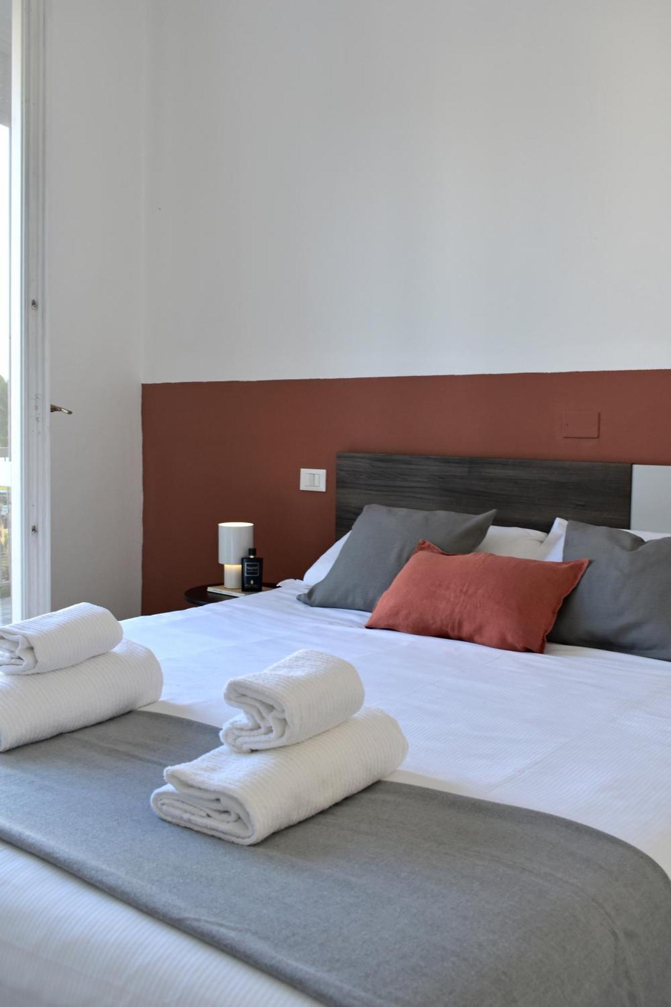 One-Bedroom Premier Apartment