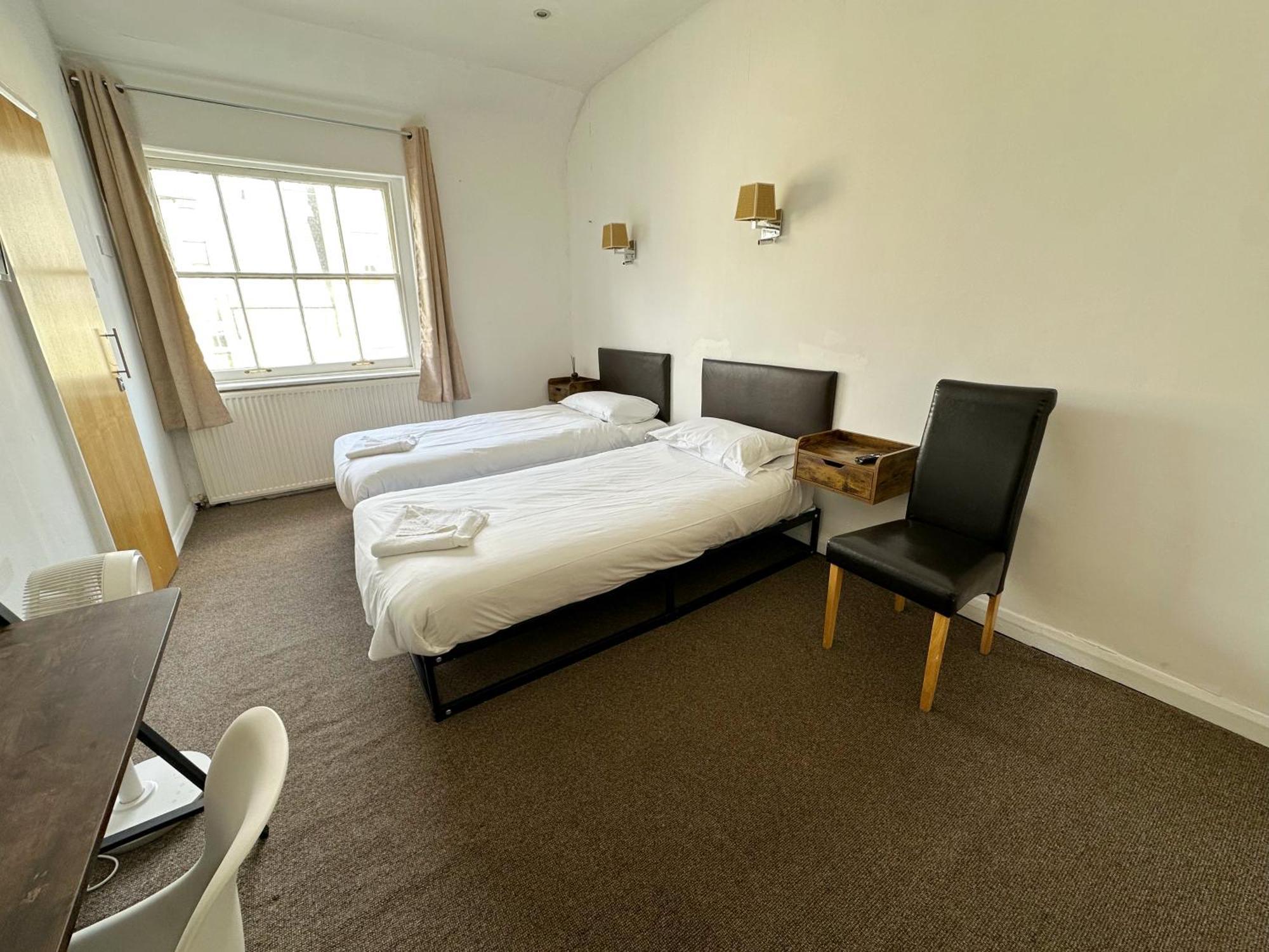 Standaard Kamer met 2 Bedden