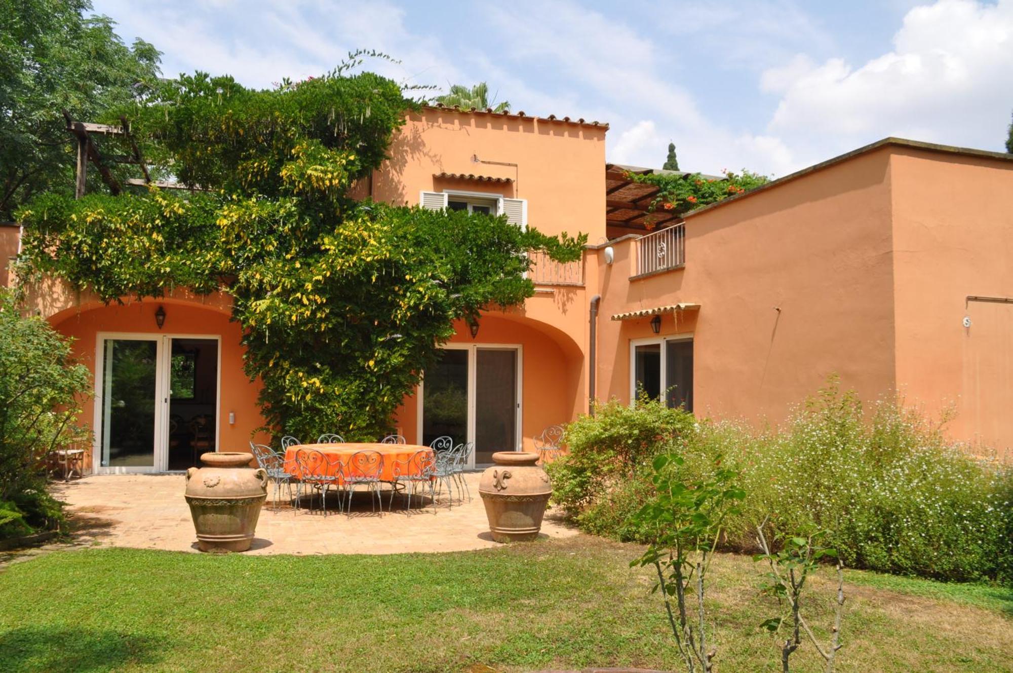 Villa