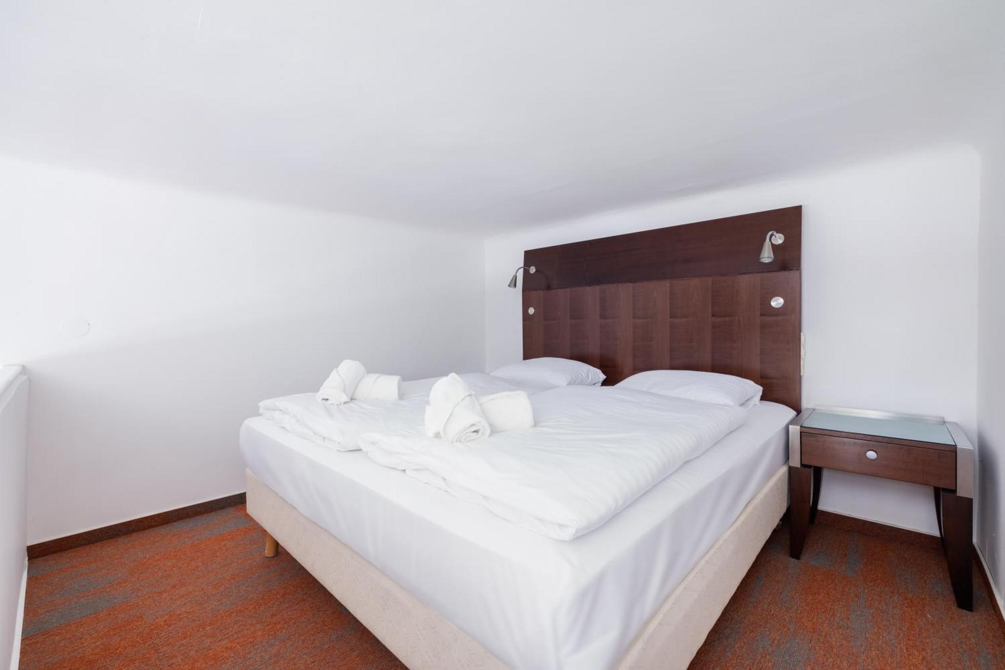 Two-Bedroom Apartment Gallery,1685057719:JPEG