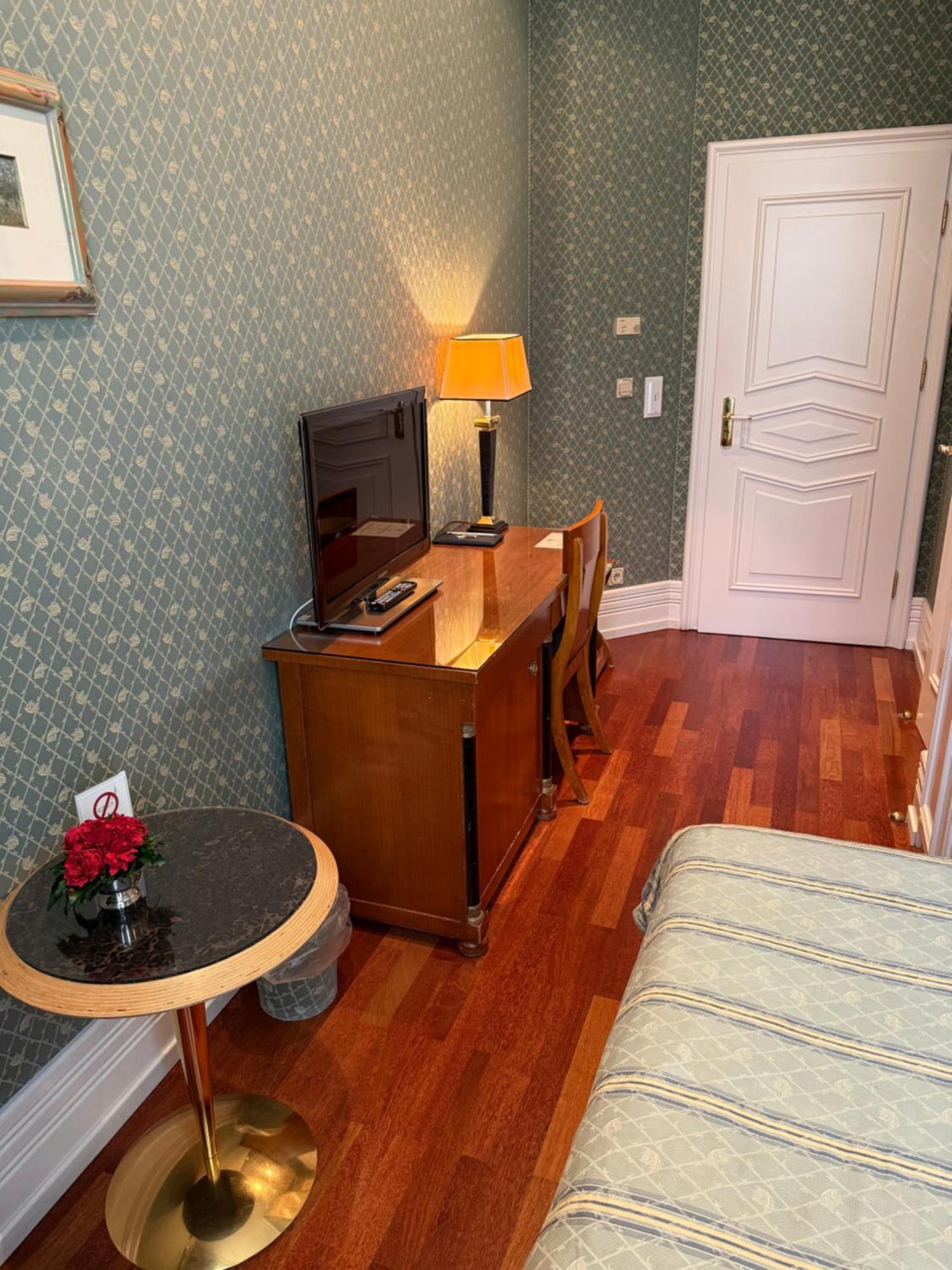 Superior Single Room