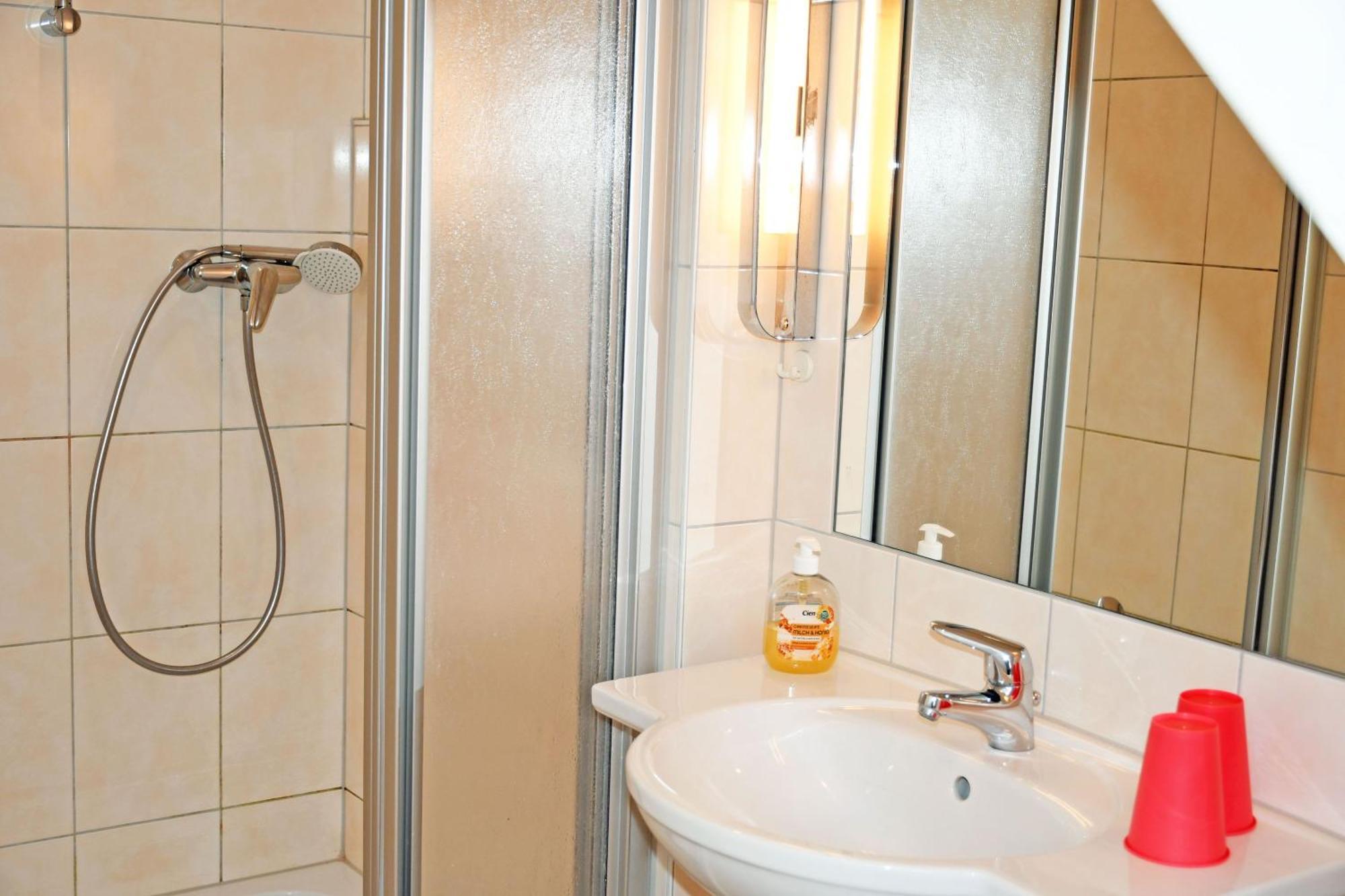 Double Room Private Bathroom