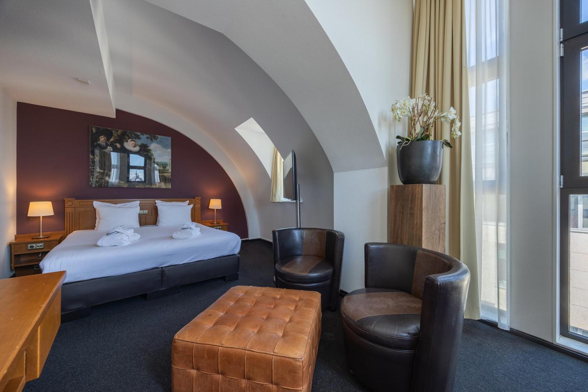 Junior Suite,1695317678:JPEG