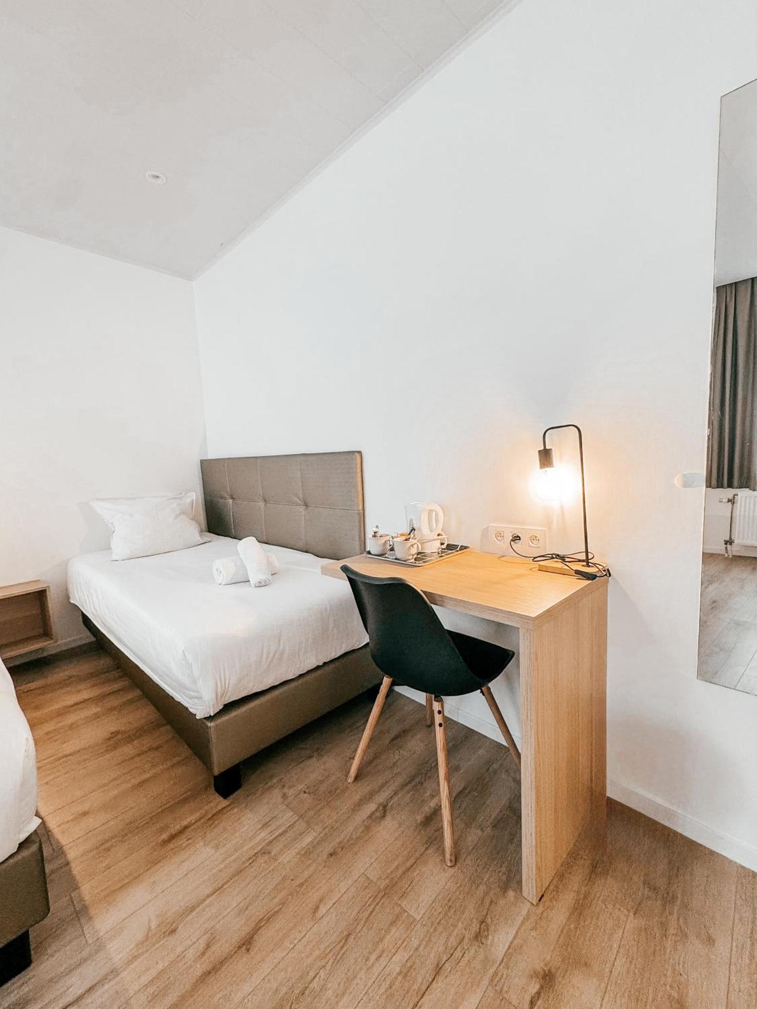 Budget Triple Room Private Bath