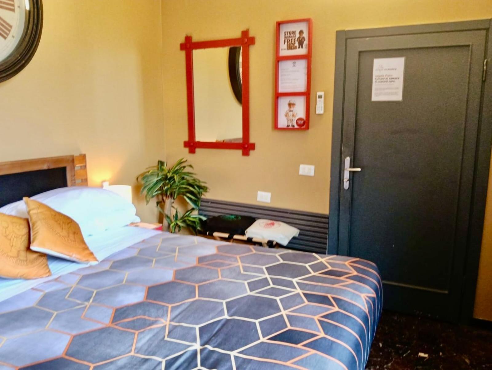 Double Room Private External Bathroom