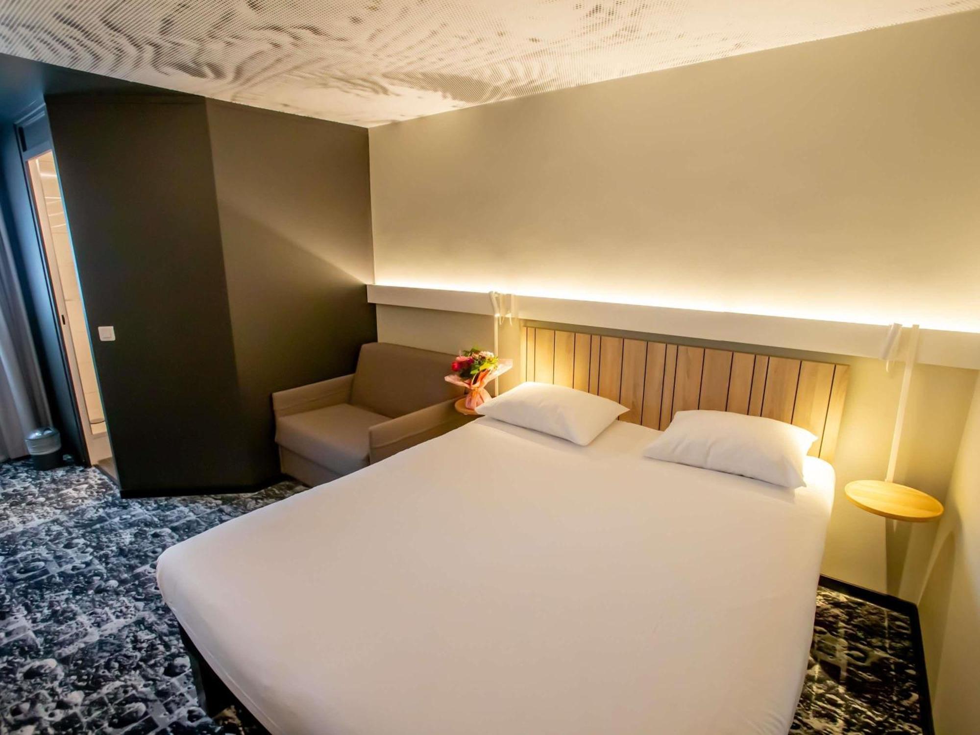 Chambre Standard avec 1 Lit Double et 1 Lit Simple