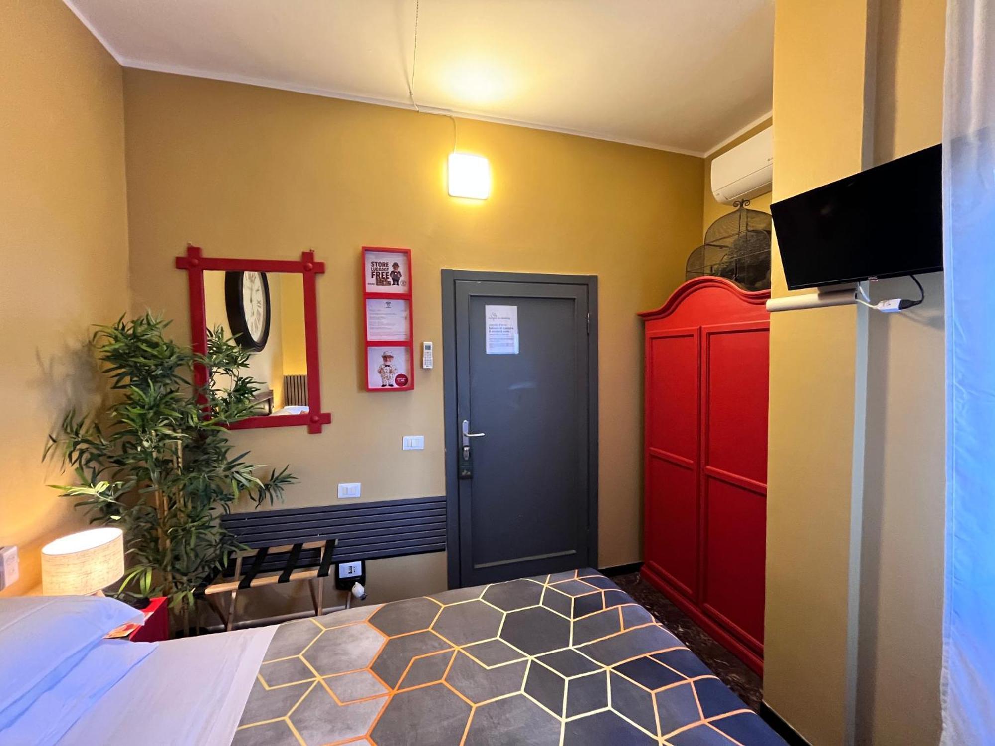 Double Room Private External Bathroom