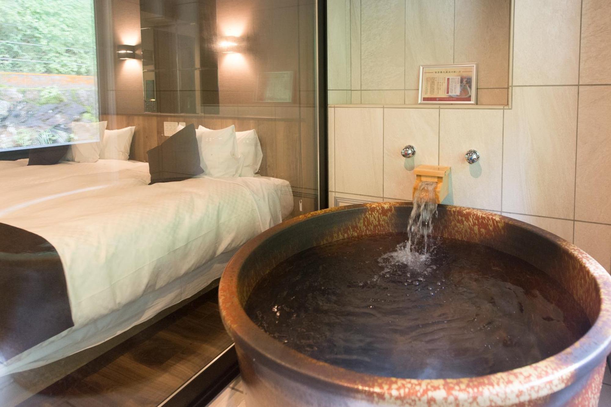 Standard Twin Room with Semi Open-Air Bath,1739527693:JPEG