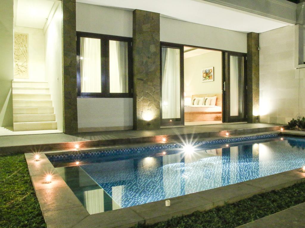 Suite Junior con vistas a la piscina