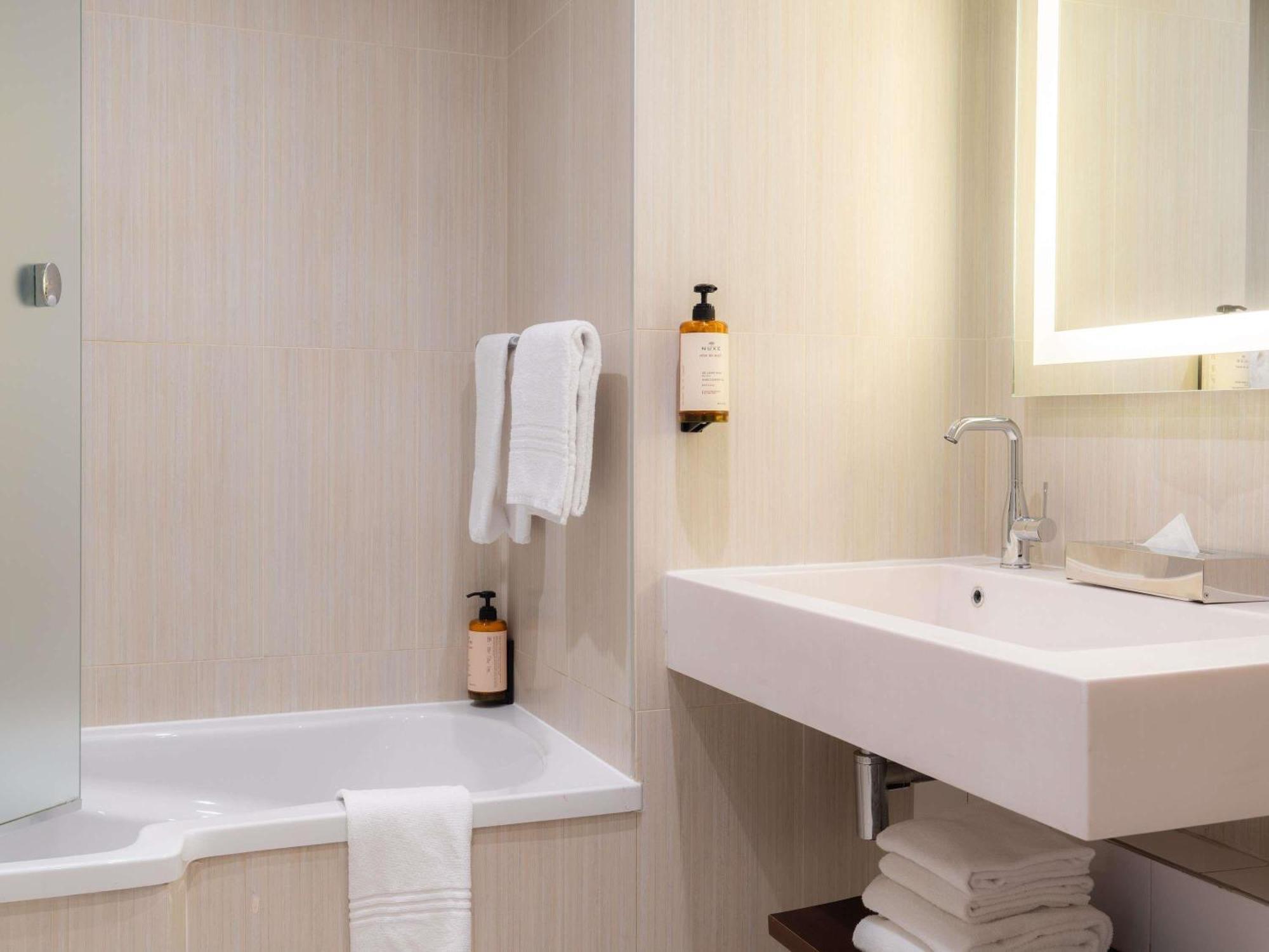Chambre Double Supérieure avec Canapé