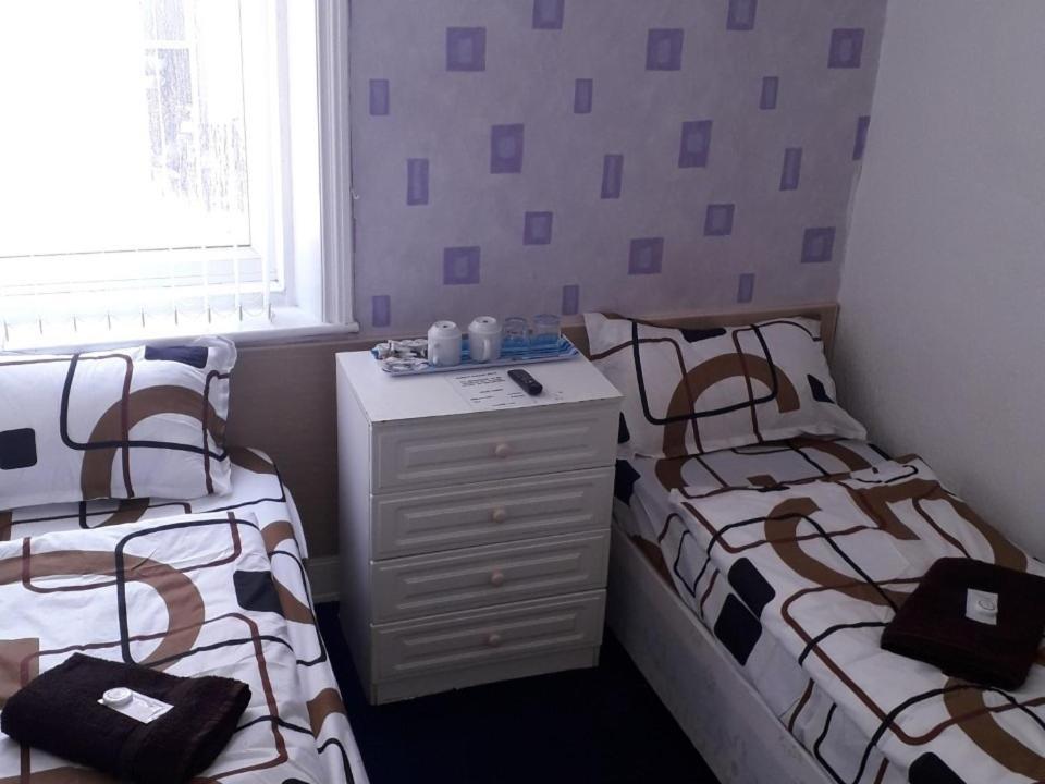 Zweibettzimmer mit Gemeinschaftsbad