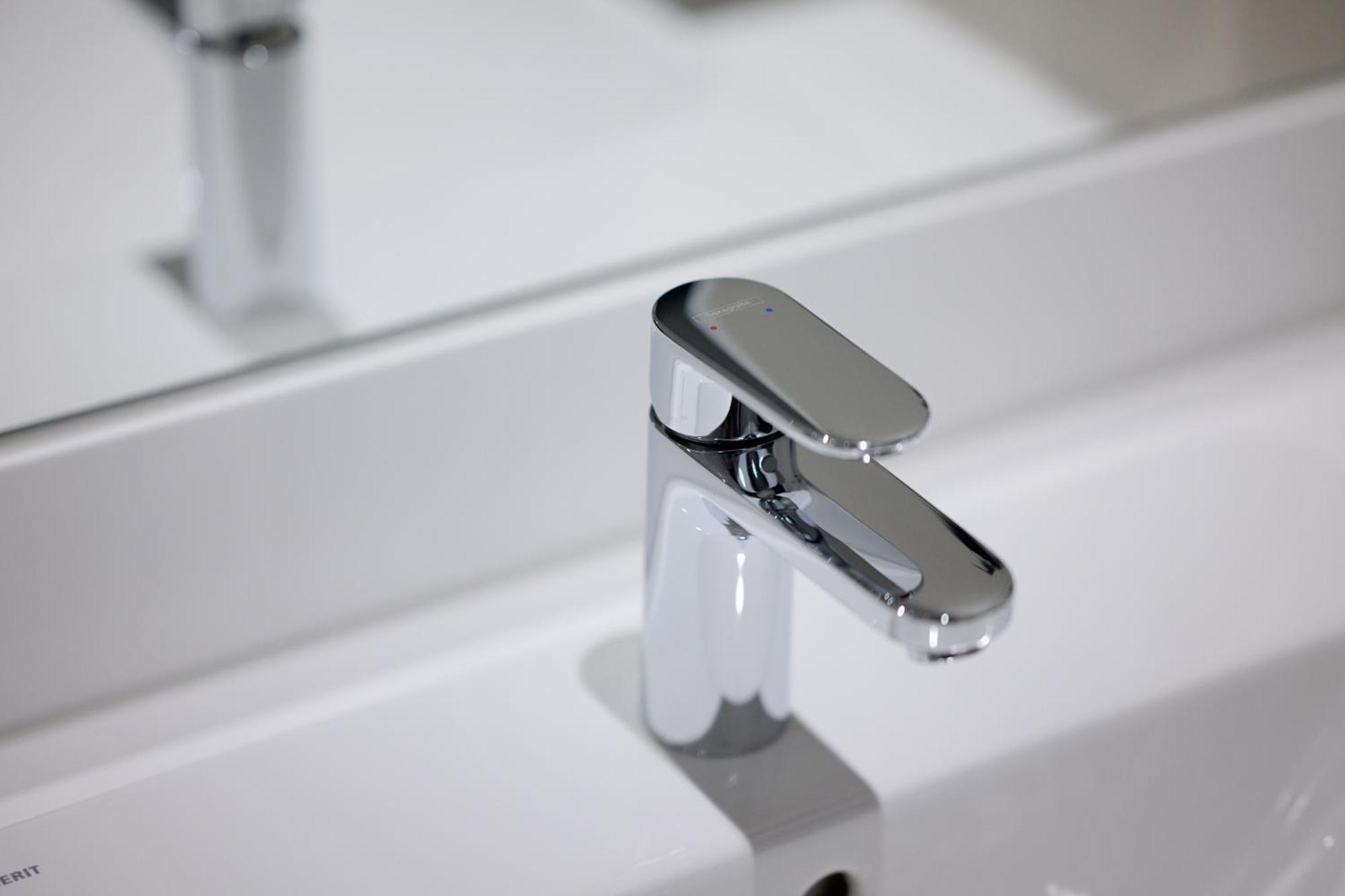 Double Room - Disability Access,1758286553:JPEG