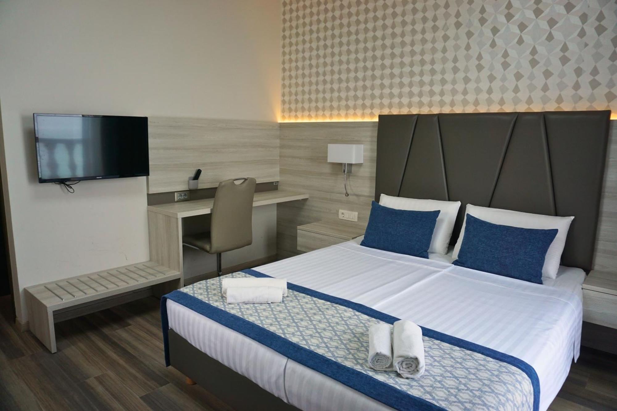 Double Room Balcony Sea View