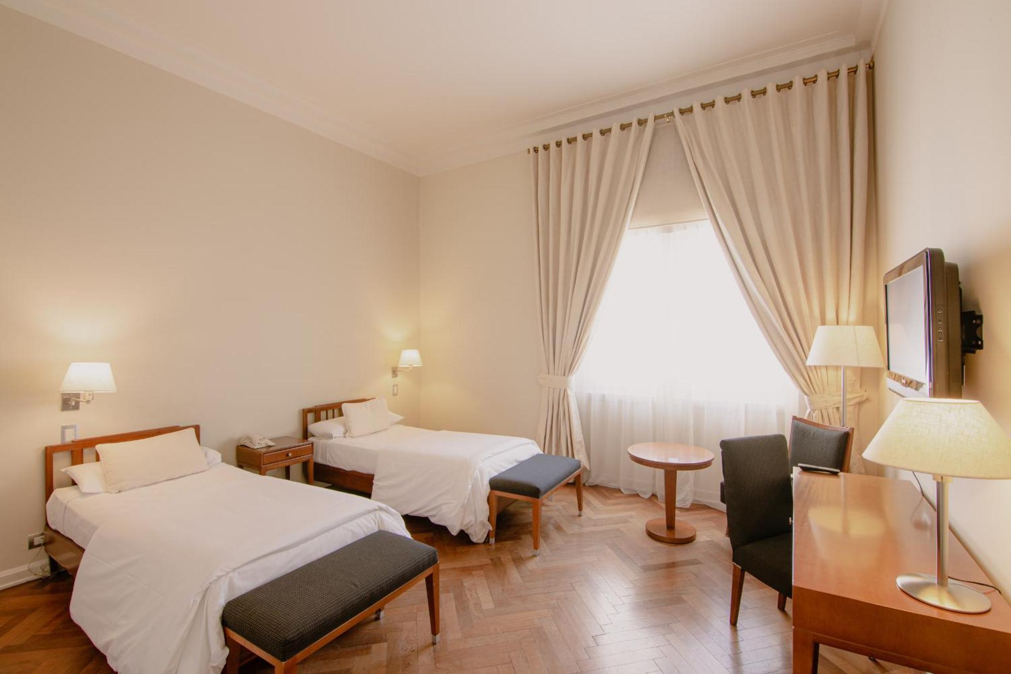 Standard Twin Room Internal View