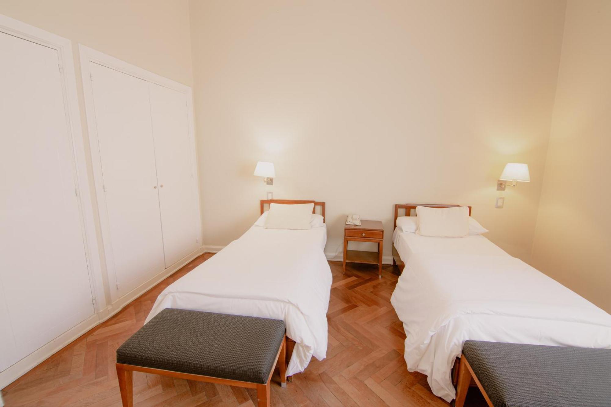 Standard Twin Room Internal View