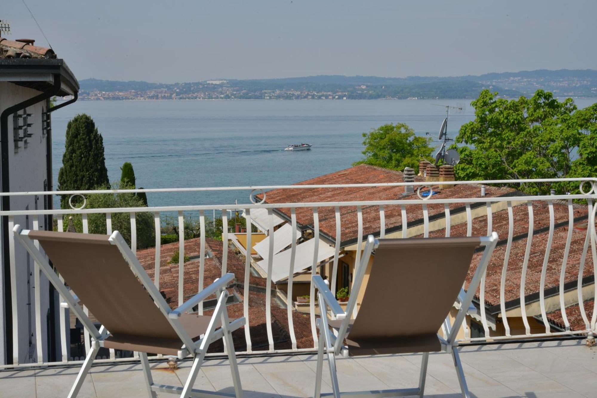 Superior Double or Twin Room Solarium Lake View