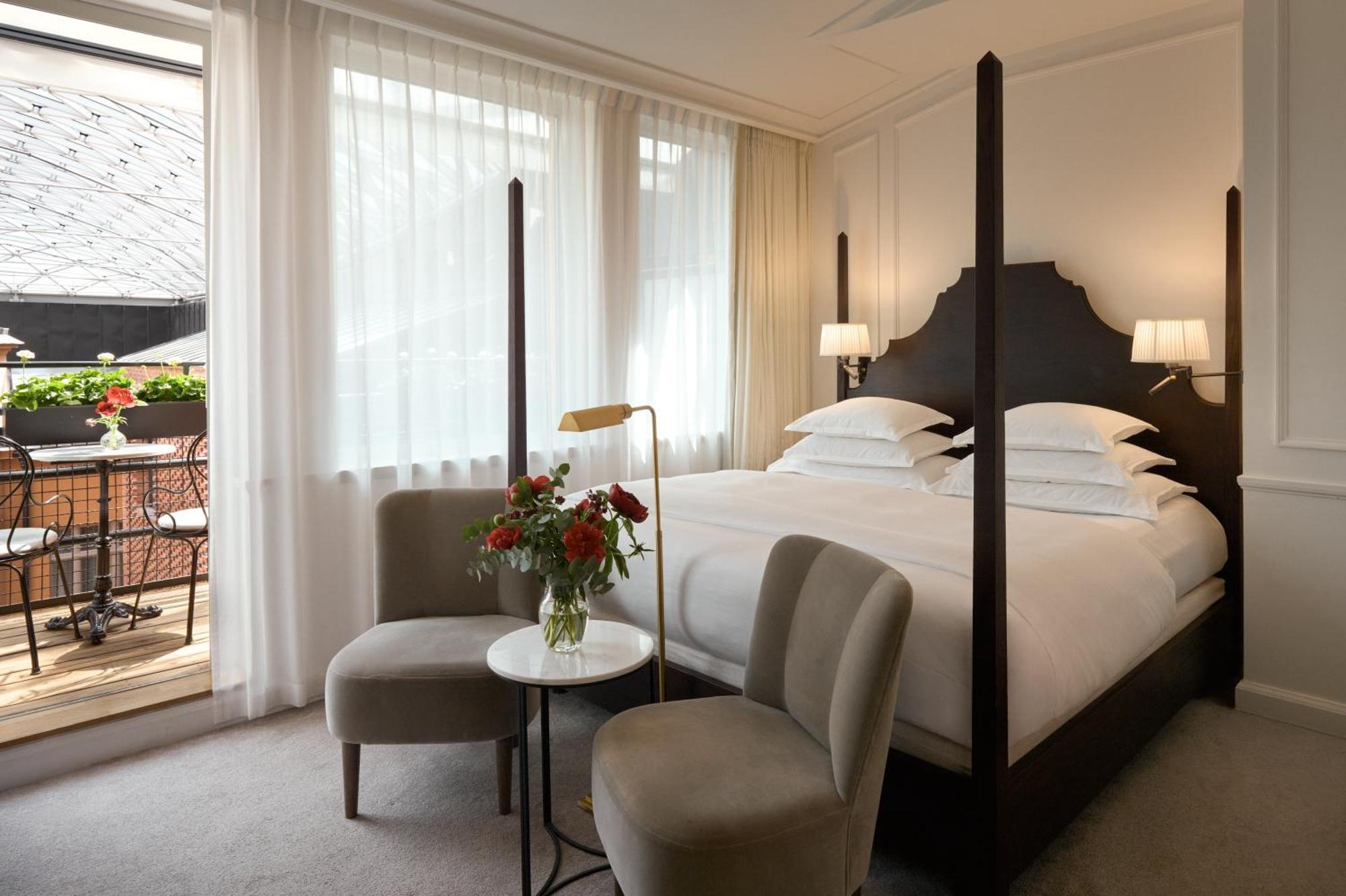 Superior Balcony Room