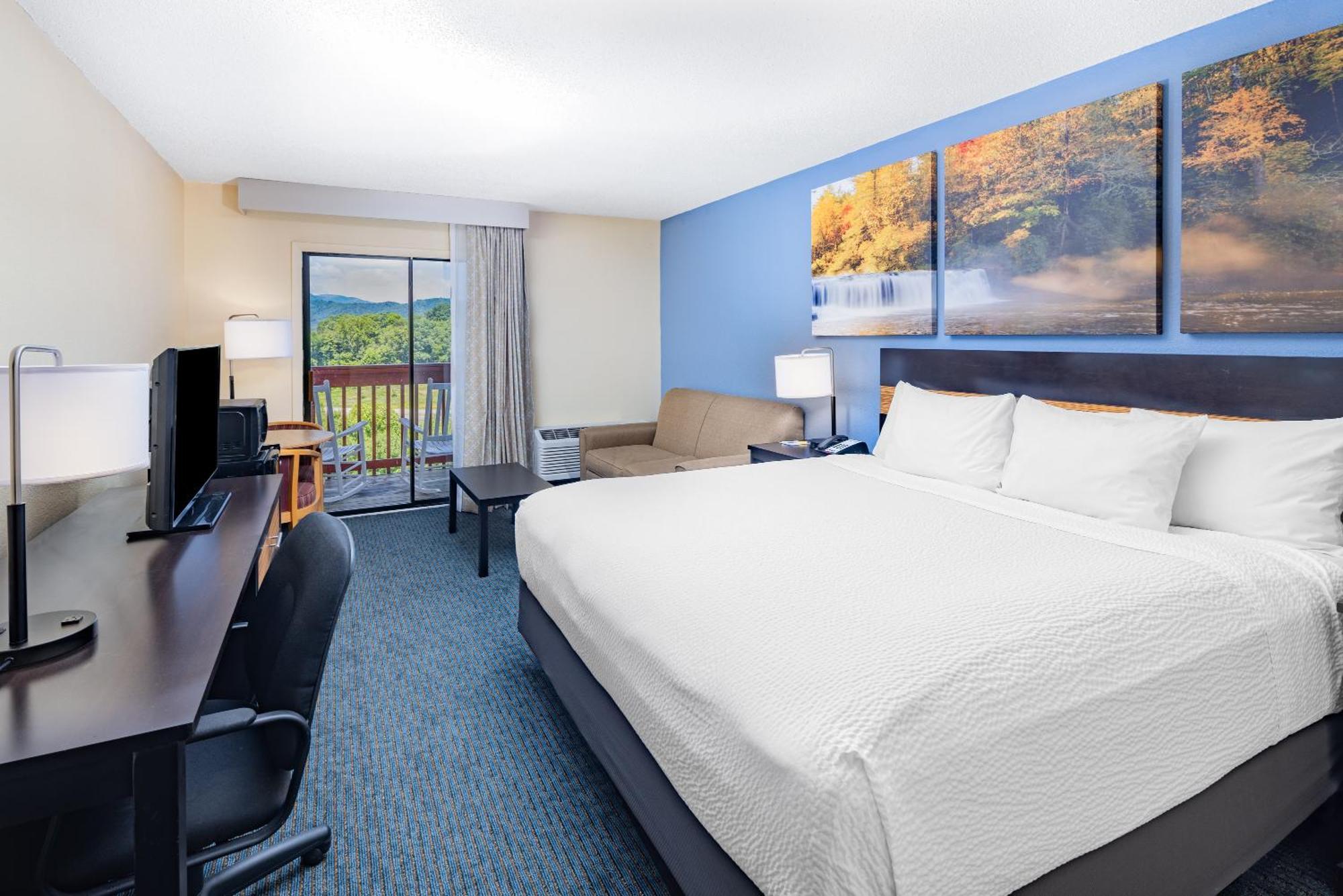 Deluxe King Room