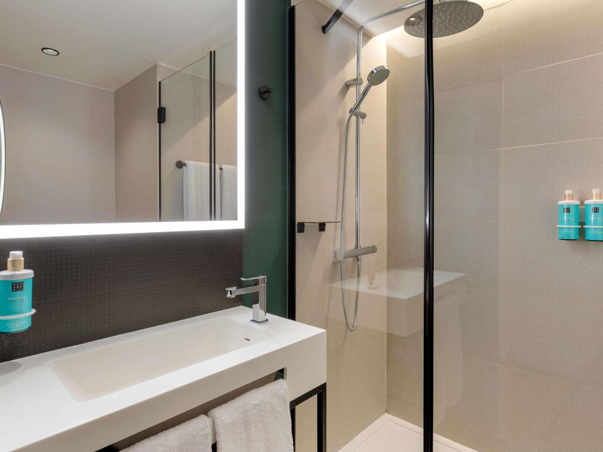 Camera Executive con Divano-Letto