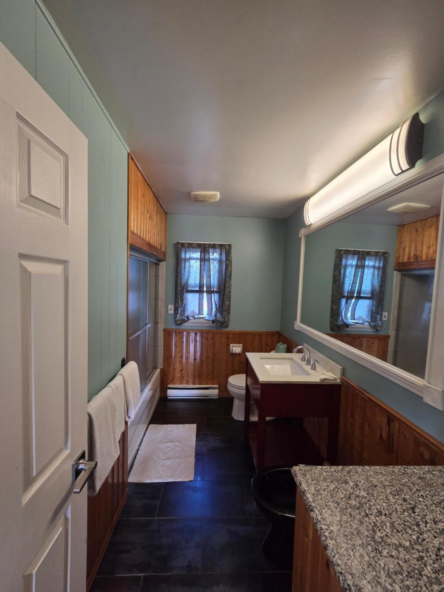 Superior Suite Hot Tub