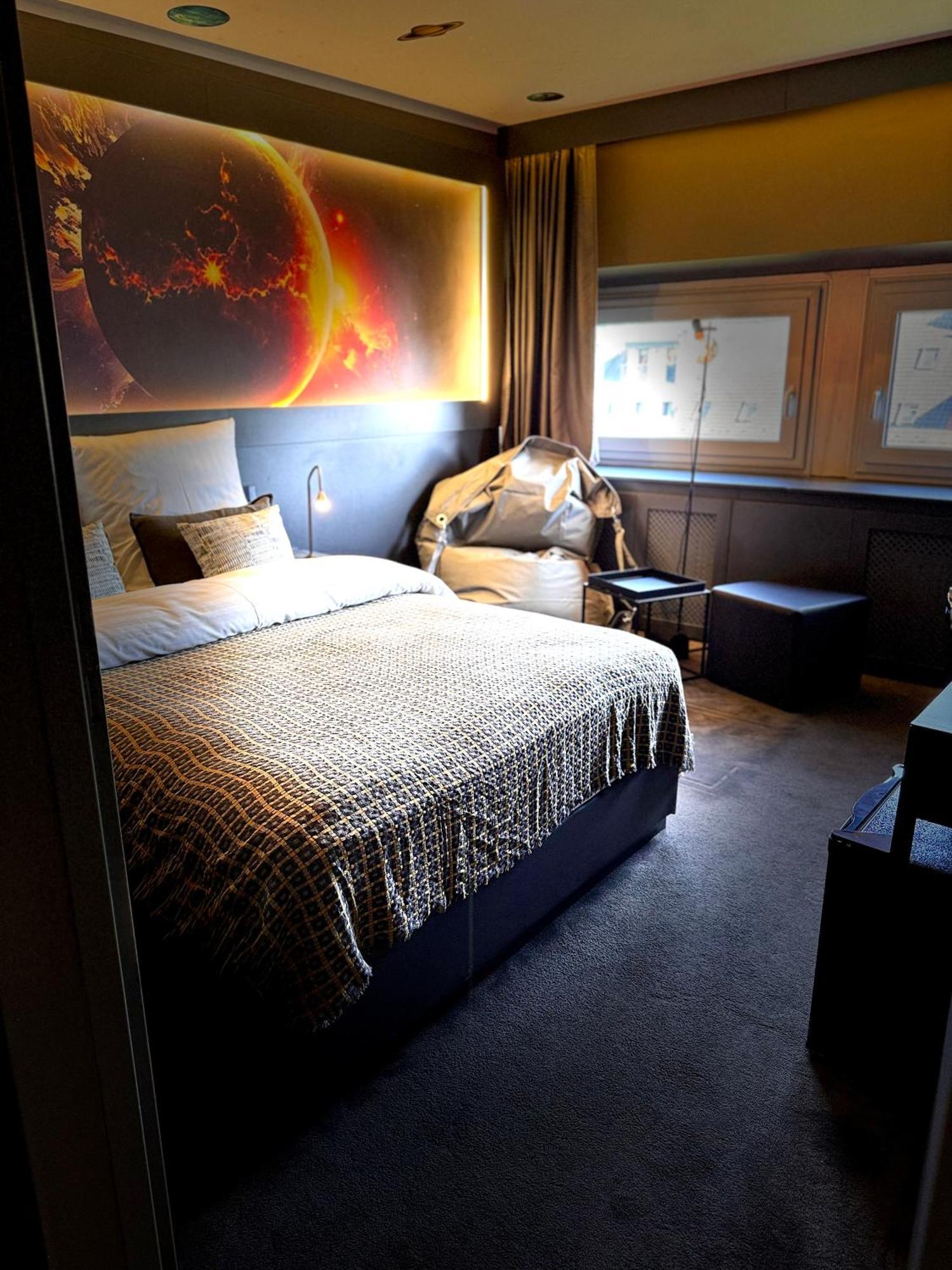 6-Bett Zimmer Cosmos