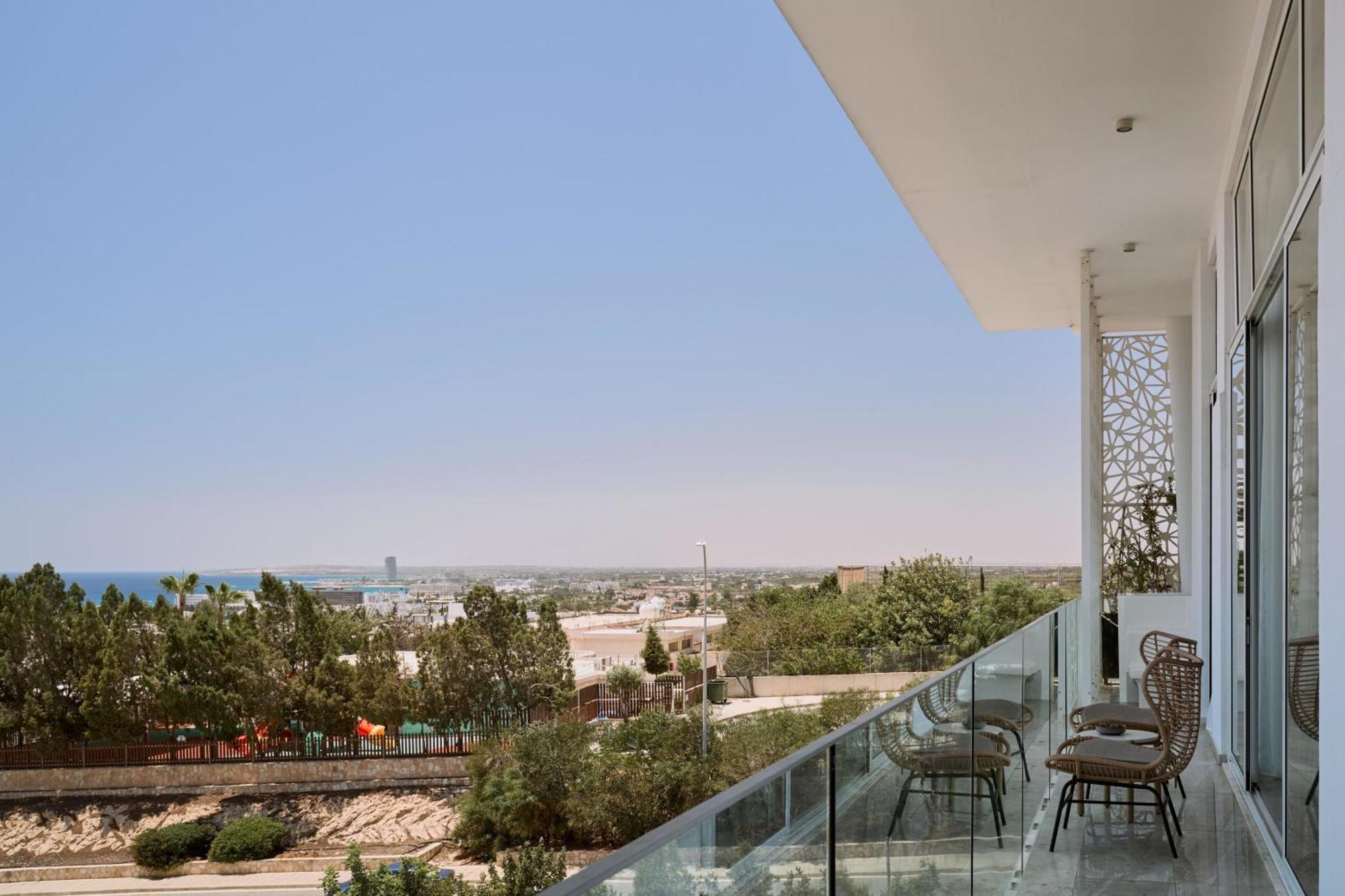 Mystico Two-Bedroom Suite Sea View & Plunge Pool