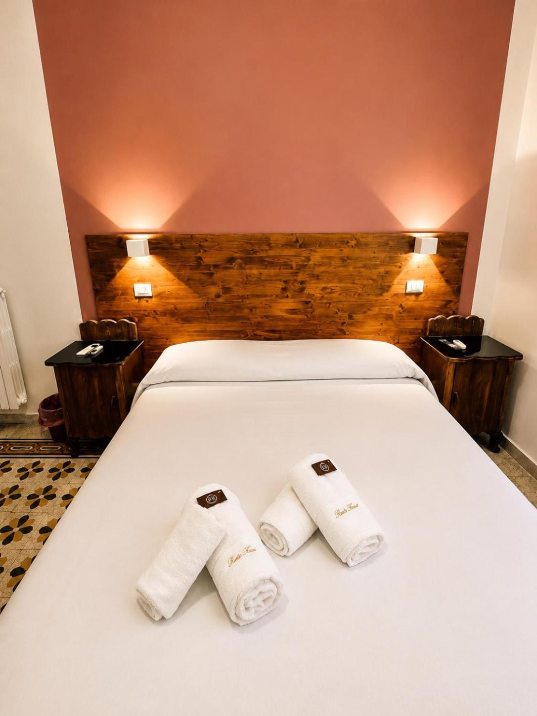 Doppel-/Zweibettzimmer mit Gemeinschaftsbad