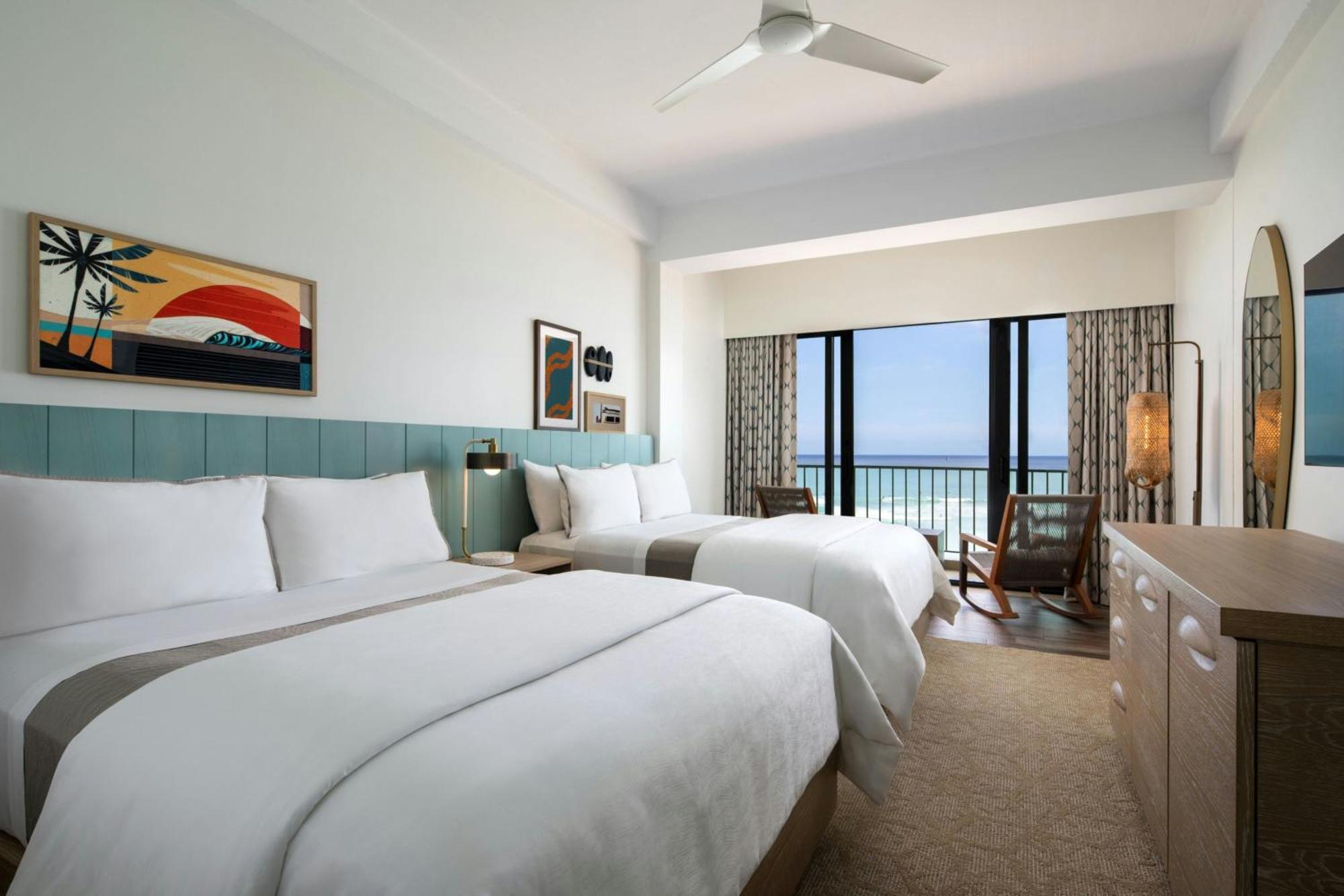 Surfrider Oceanfront 2 Queen
