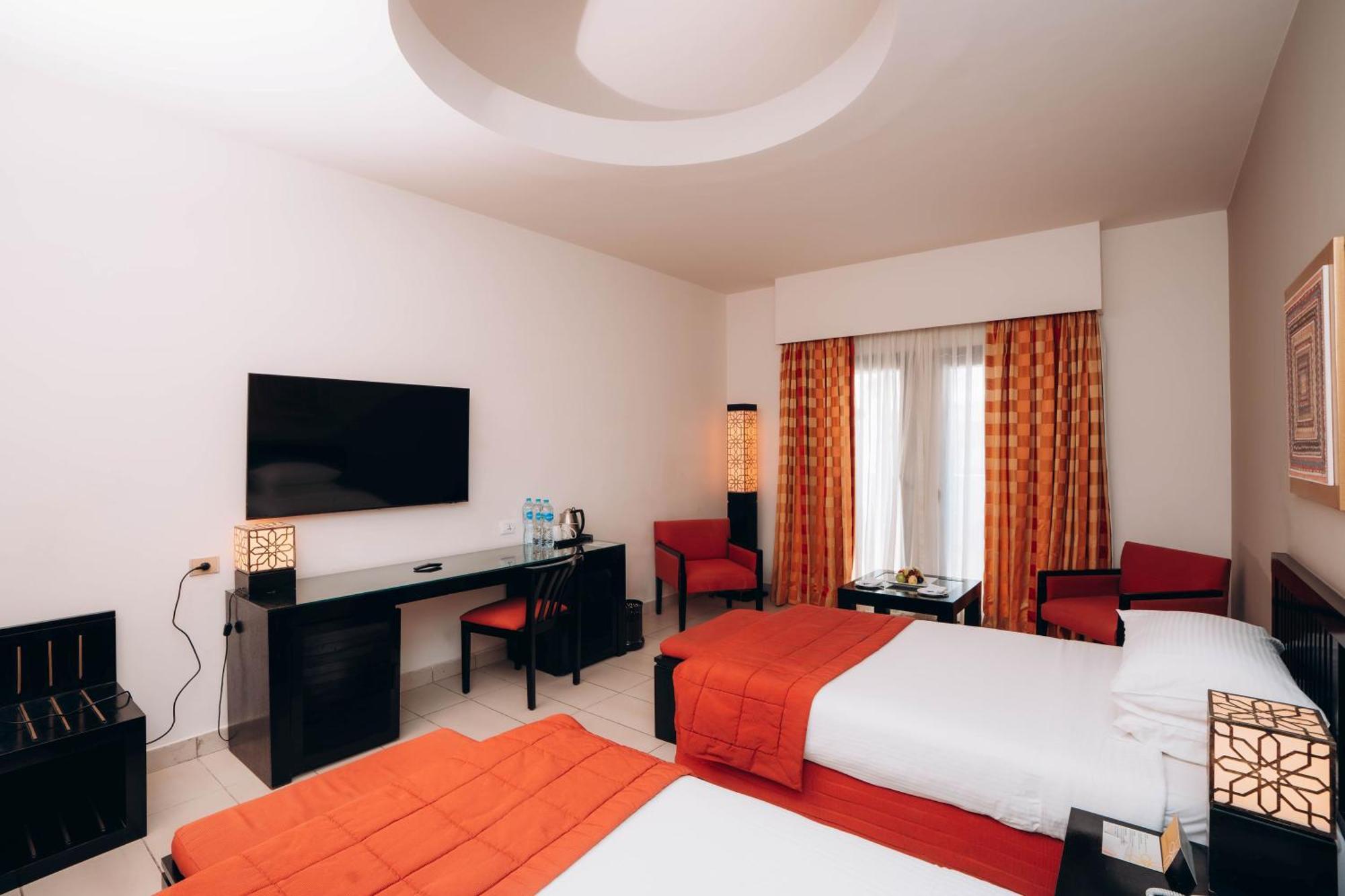 Superior Twin Room Garden View