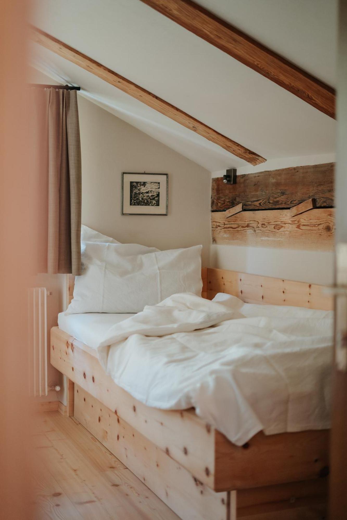 Single Room Balcony