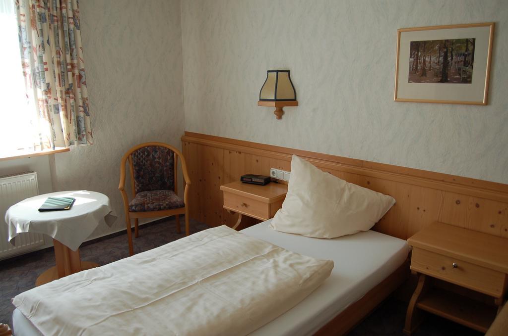 Budget Single Room,993381274:JPEG