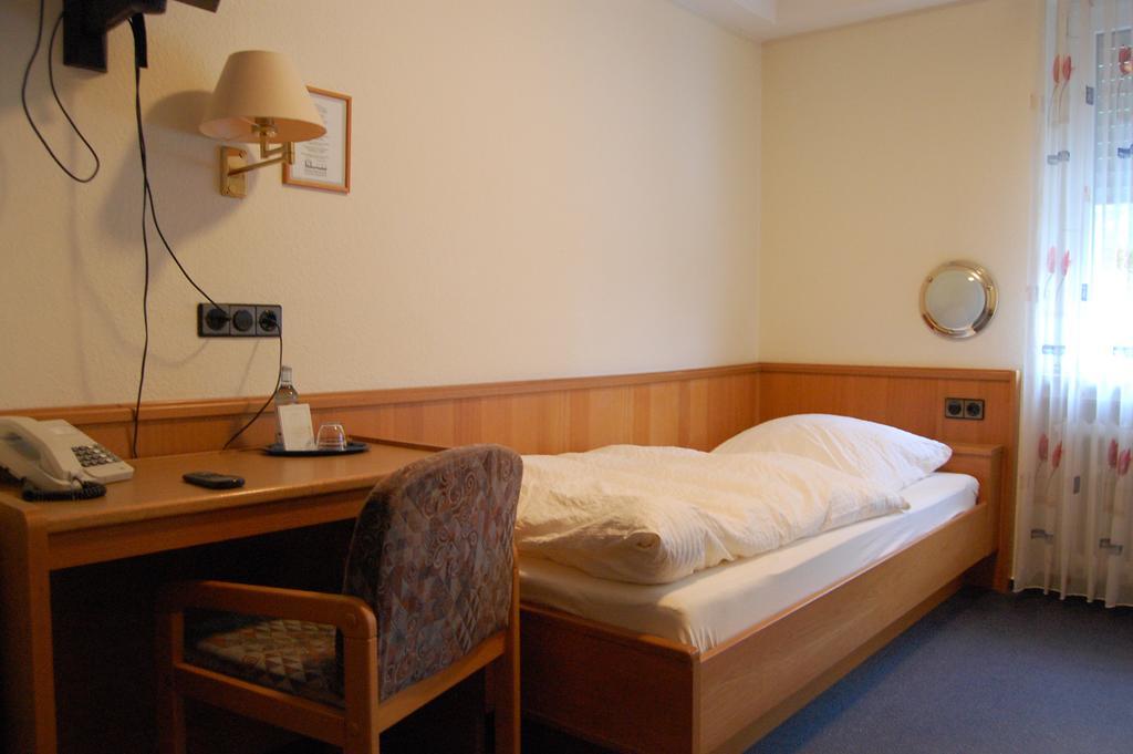 Economy Single Room